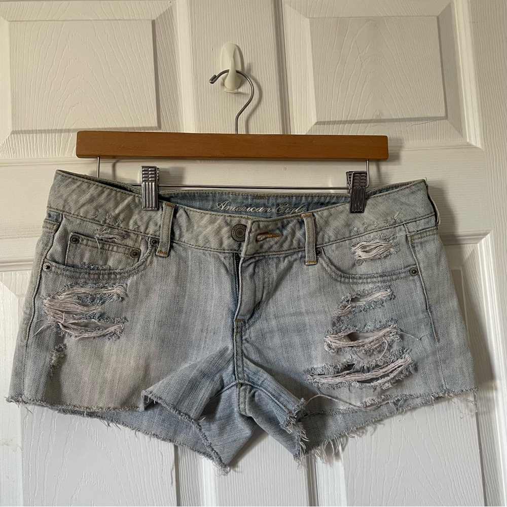 American Eagle Outfitters Light Blue Distressed Denim Cutoff Shorts